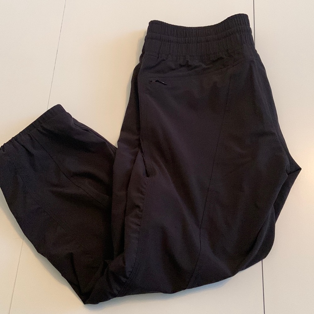 Athlete Cropped Joggers - Picture 1 of 3